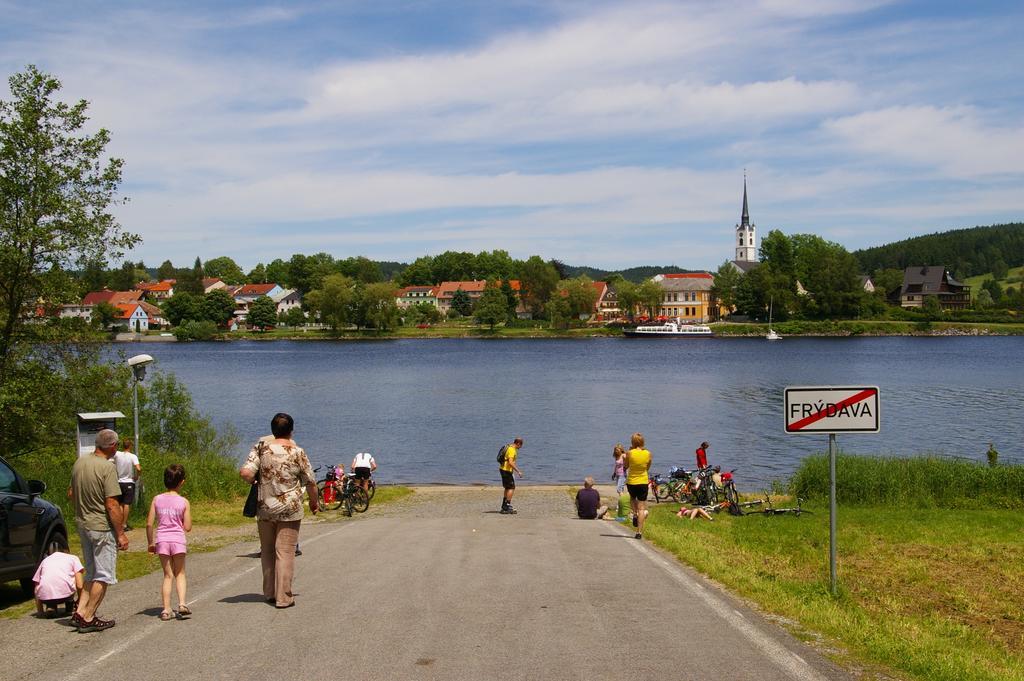 Penzion U Lipna Přední Výtoň Exteriör bild